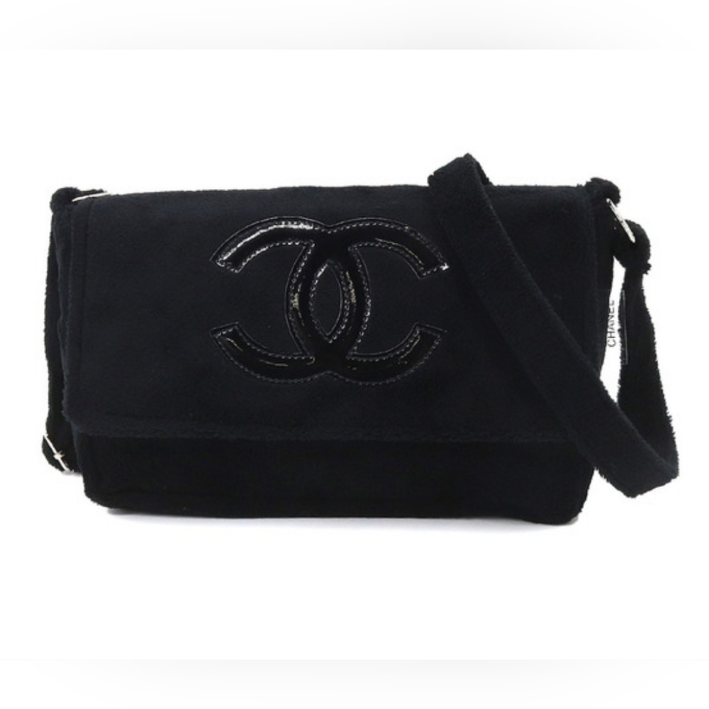 🖤 Chanel Crossbody Bag 🖤 - Picture 3 of 16